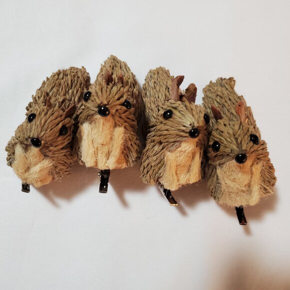 Squirrel Clip Ornaments – Made with Natural Fibers – Set of (4) - Picture 1 of 11